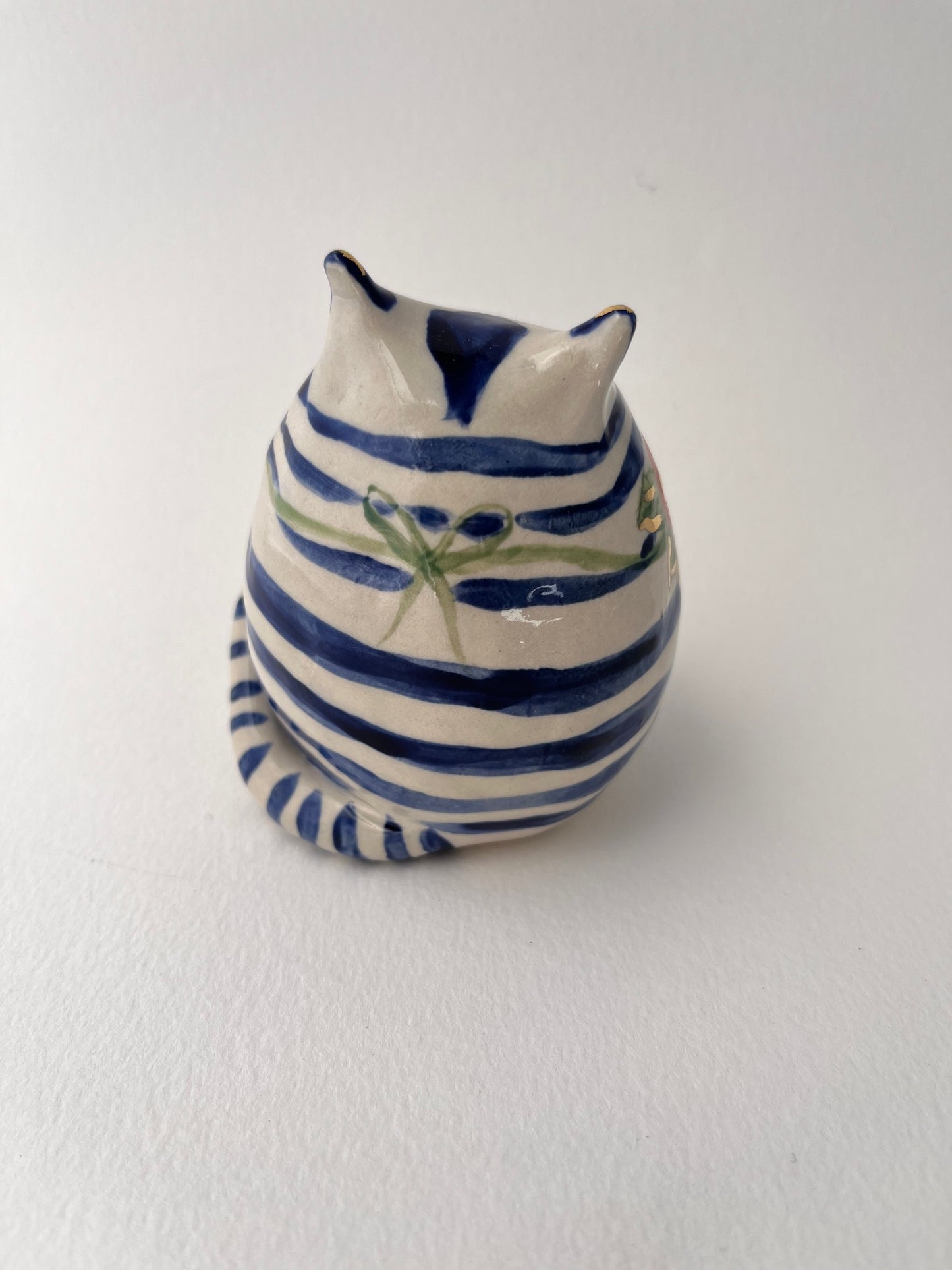 Flower Blue and White Cat