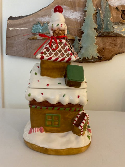 Gingerbread Cookie Jar