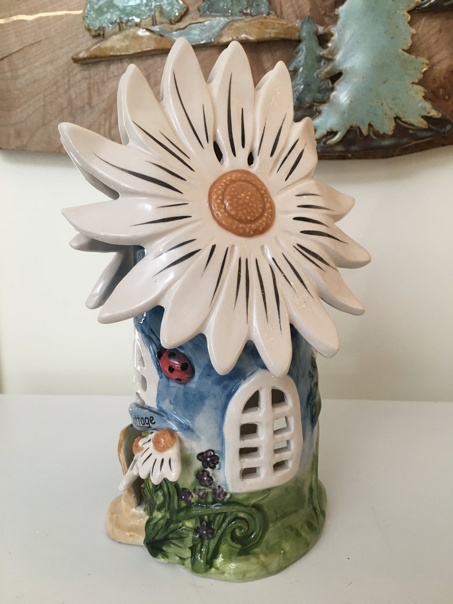 Blue Daisy Candle House