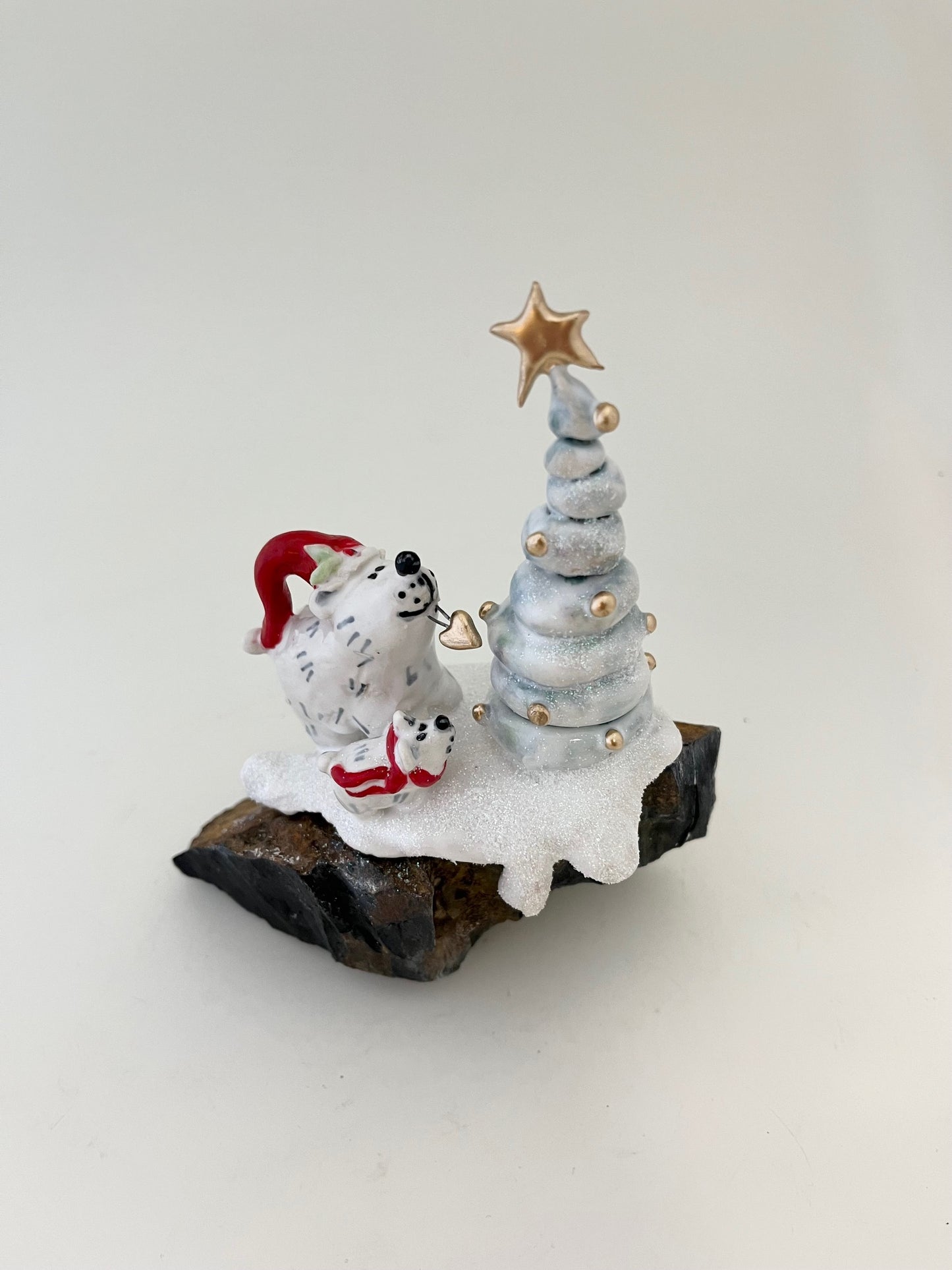 Mountain Holiday Polar Bear Family