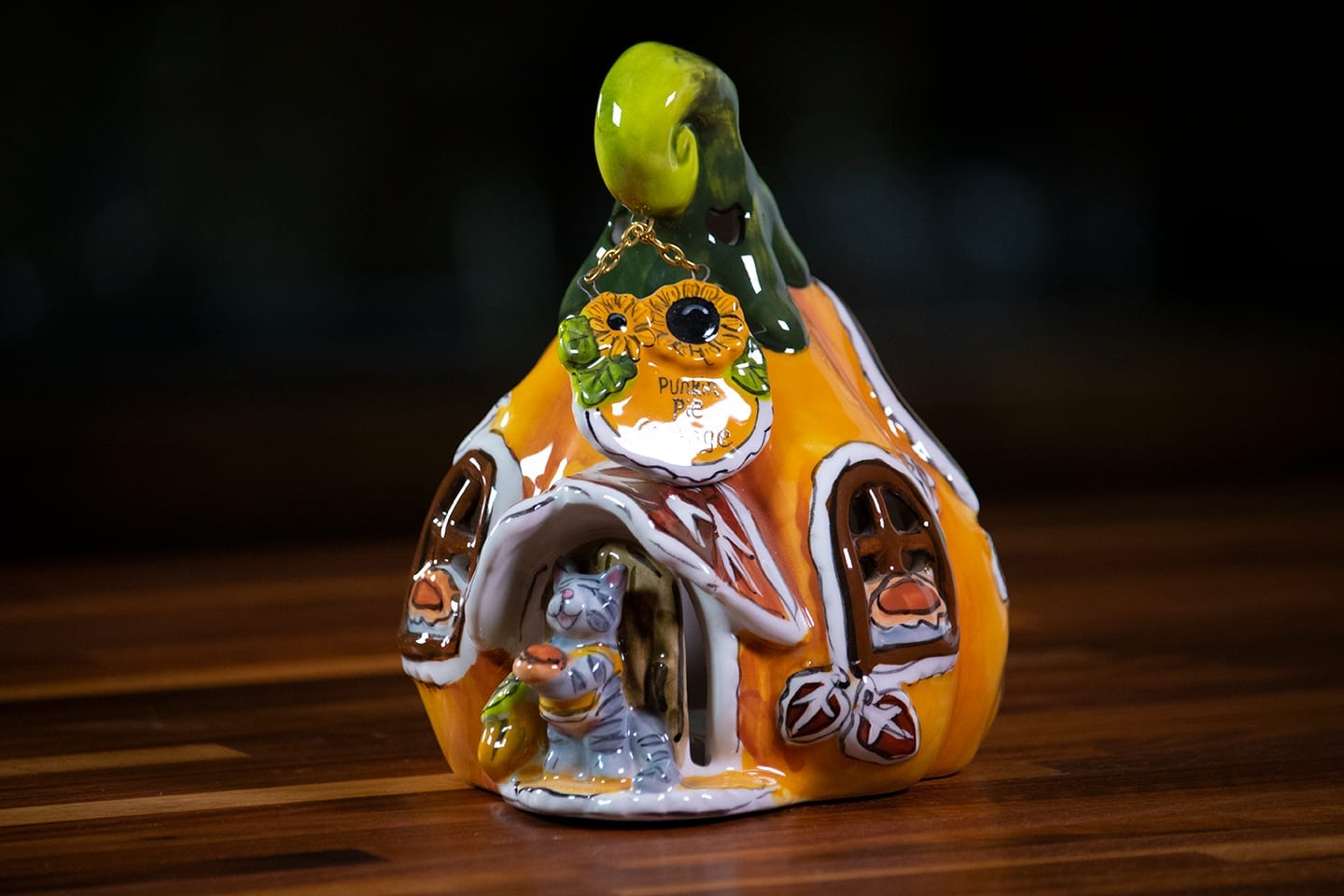 Small Pumpkin Cottage Candle House