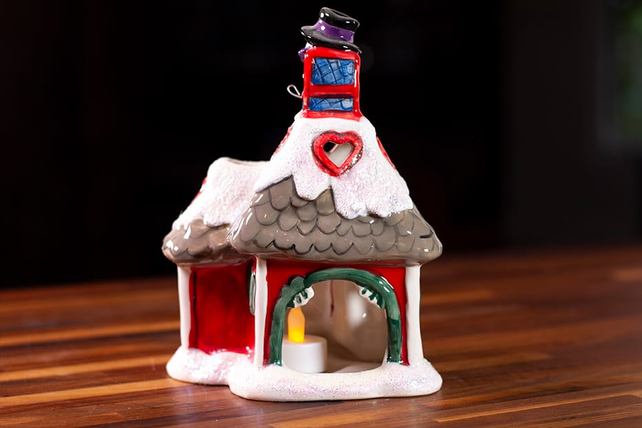 Donner’s Reindeer Games Toy Shop Candle House