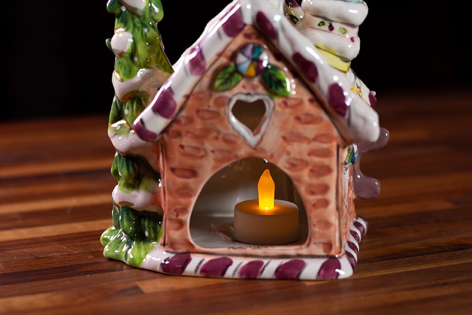 Gingerbread Candle House