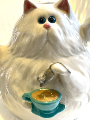 Cat with Mouse Teapot