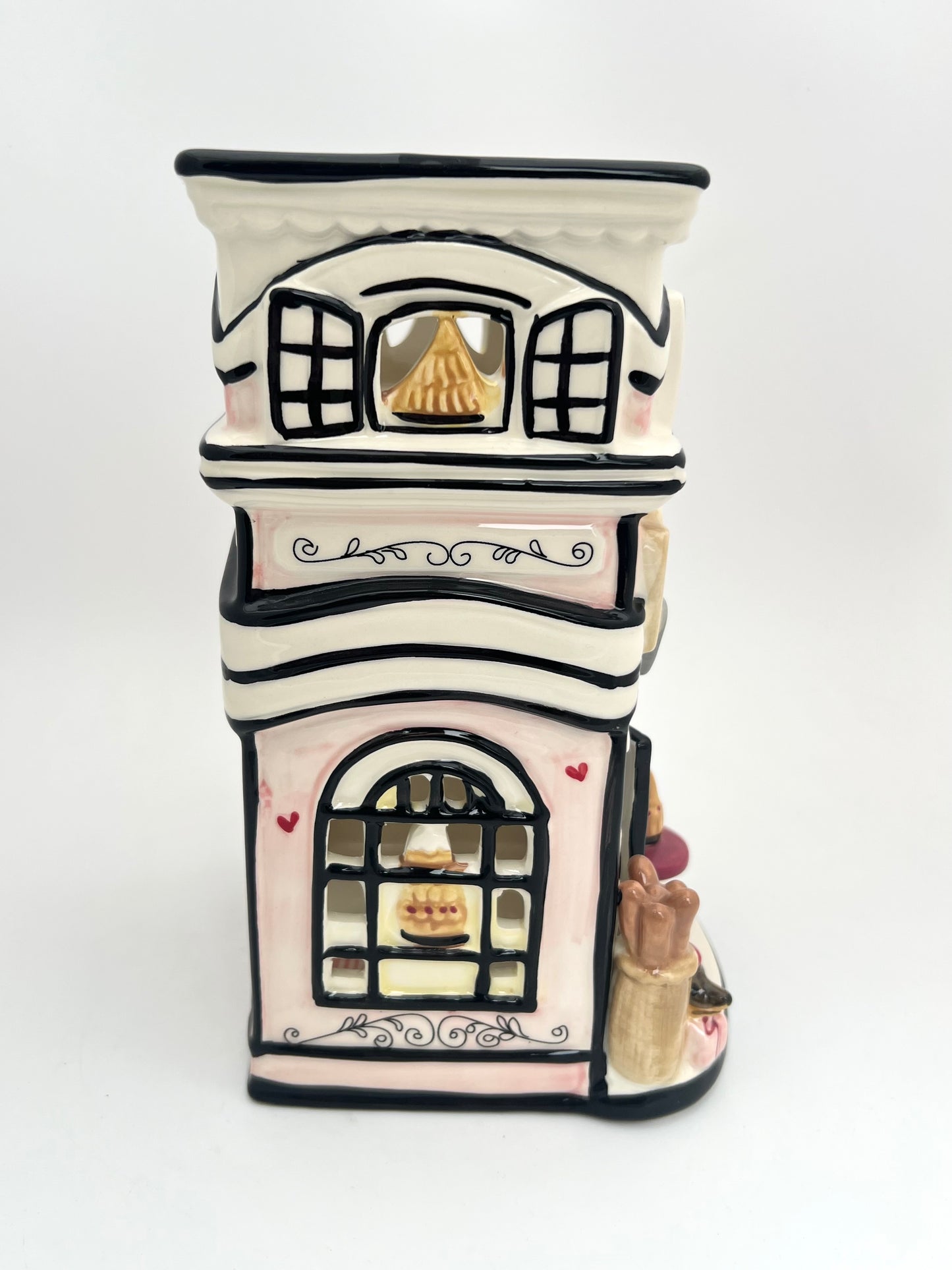 Patisserie Candle House
