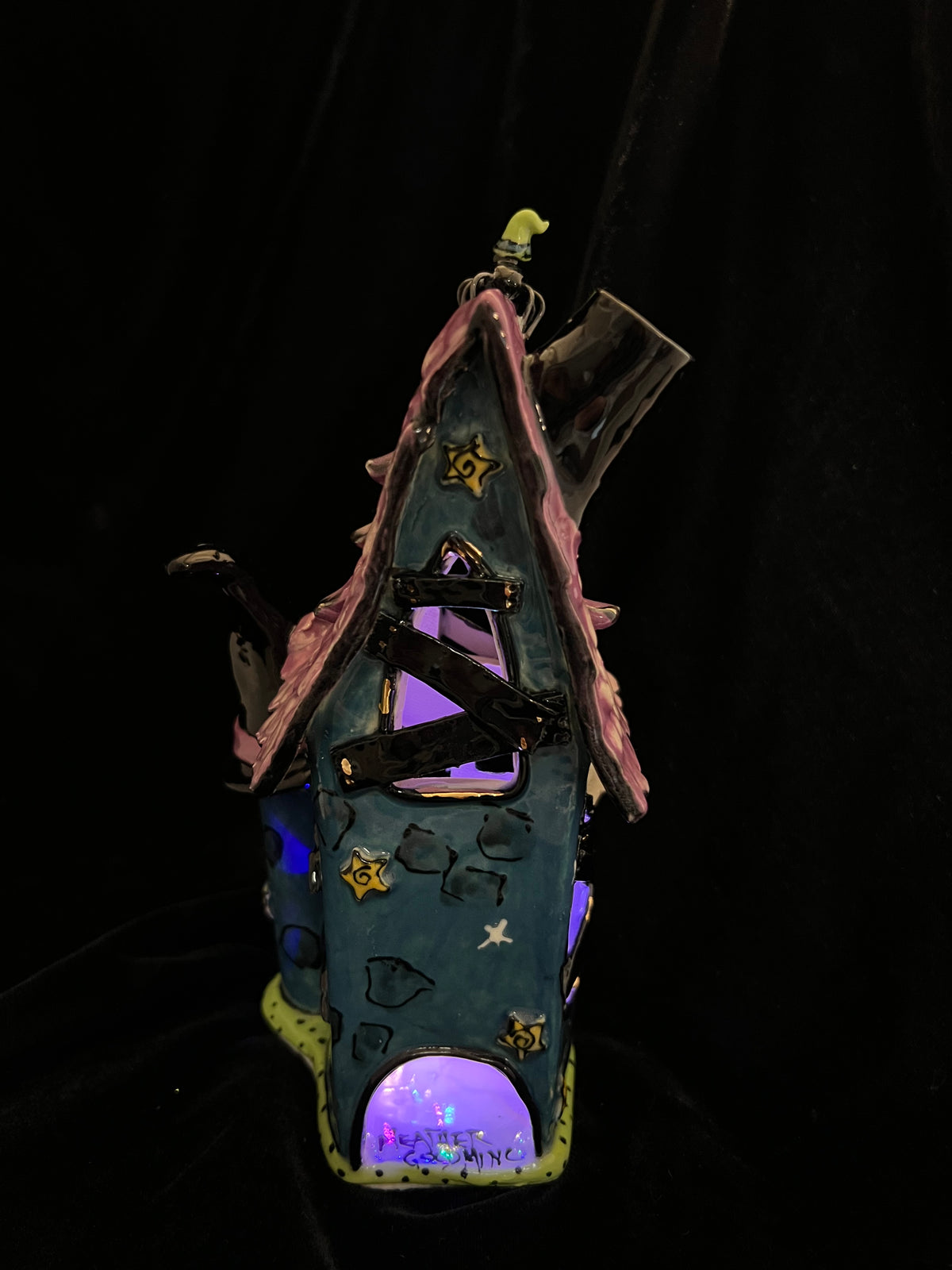 “Pumpkin Manour” Candle House