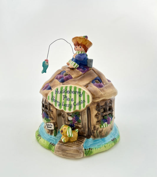 Huckleberry Pie’s Berry Lazy Cabin Candle House