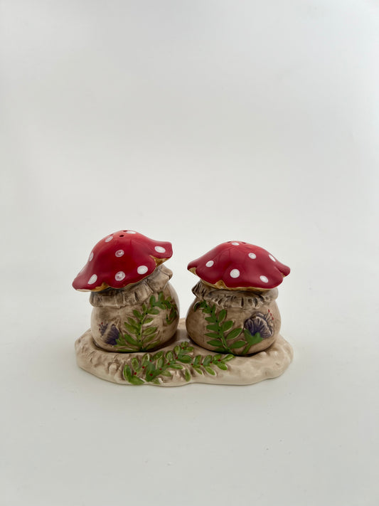 Mushroom Salt and Pepper Set