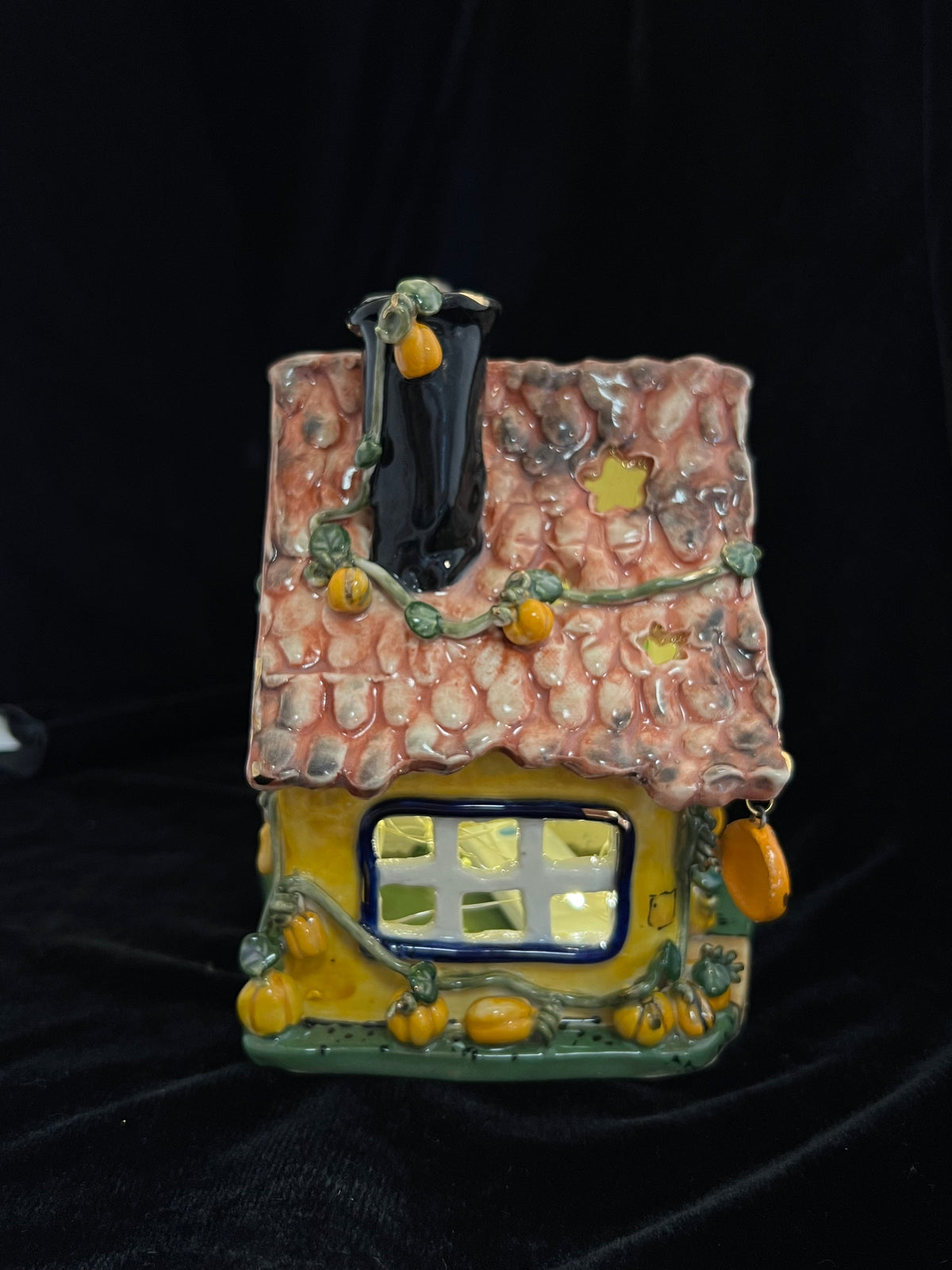 “Pumpkin Pie Shop” Candle House