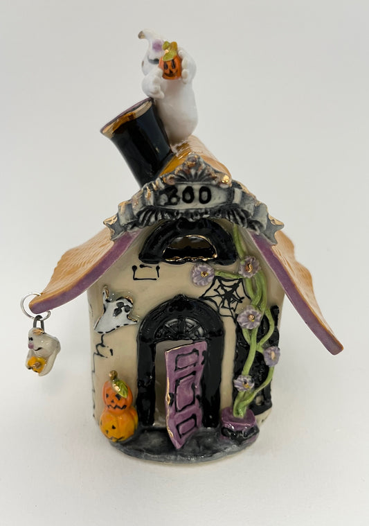 House of Boos Candle House
