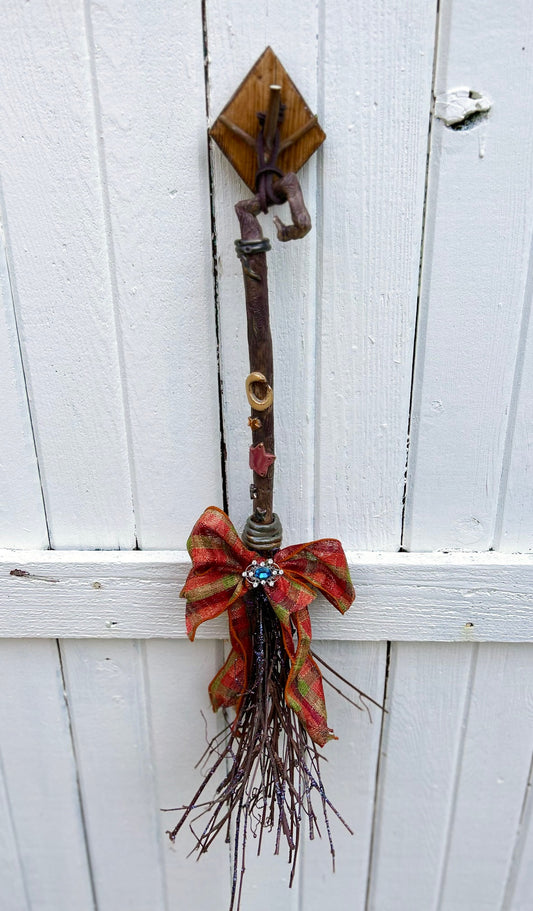 Shadowheart Broomstick