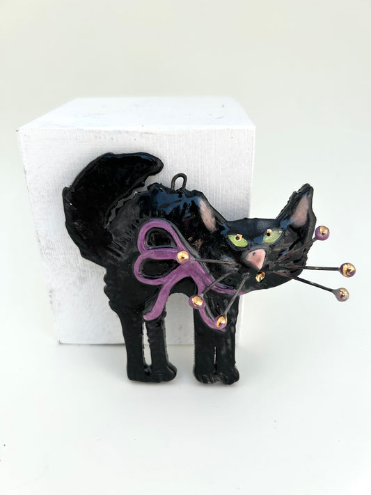 Cat with Purple Ribbon Halloween Hanger