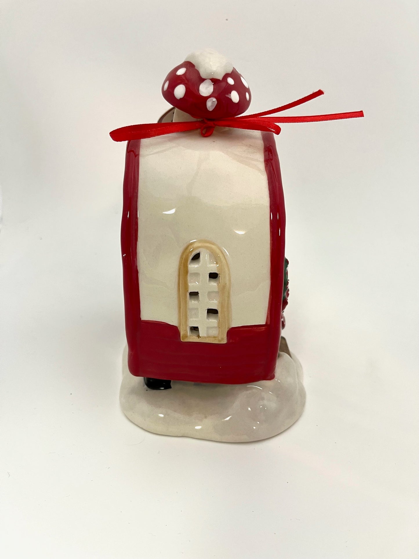 Gnomeville Hot Chocolate Candle House