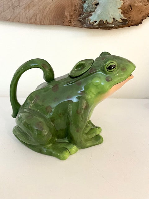 Frog Teapot