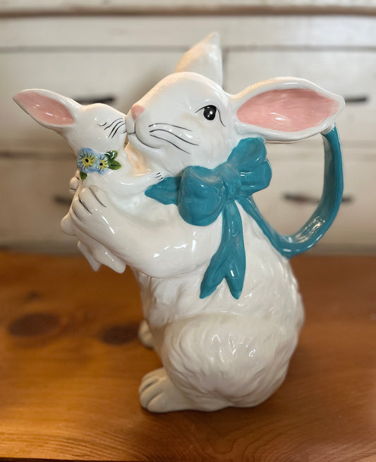 Bunny Pitcher