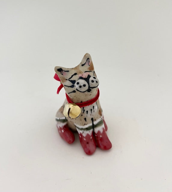 Christmas Stoneware Cat with Red Socks